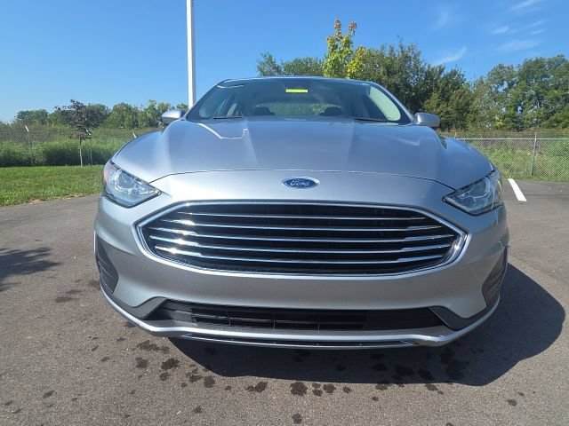 Used 2020 Ford Fusion SE FWD image 4