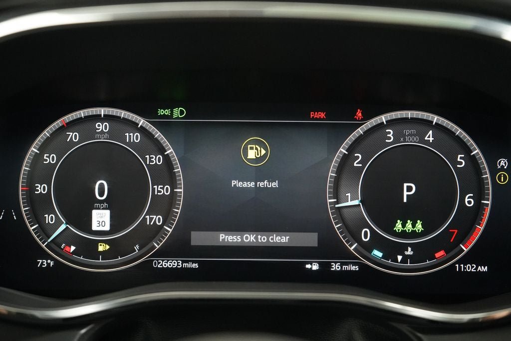 Used 2025 Jaguar F-PACE R-Dynamic S AWD/4WD image 15
