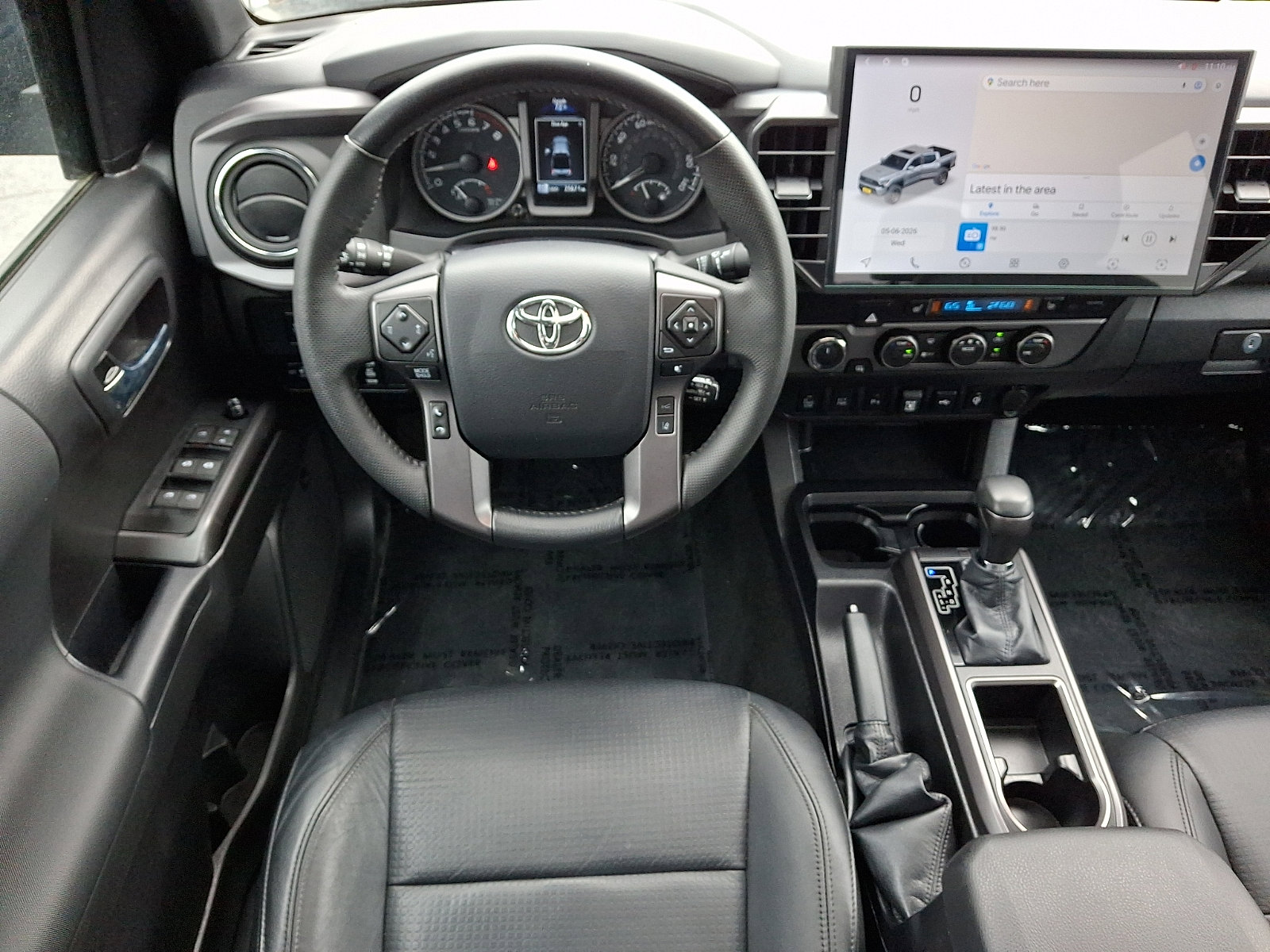 Used 2023 Toyota Tacoma TRD Off-Road w/ TRD Premium Off Road Package AWD/4WD image 11