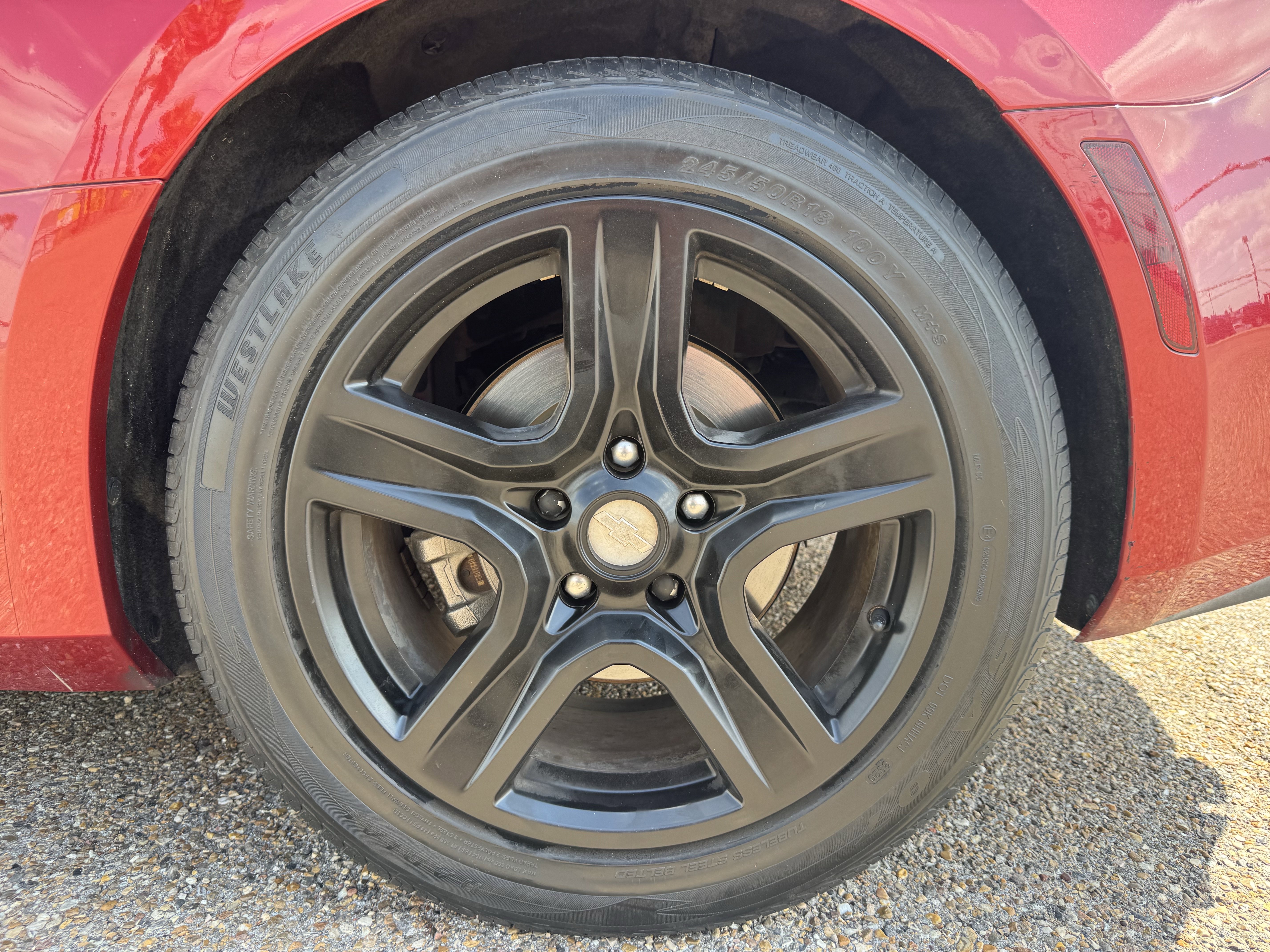 Used 2016 Chevrolet Camaro LT RWD image 21