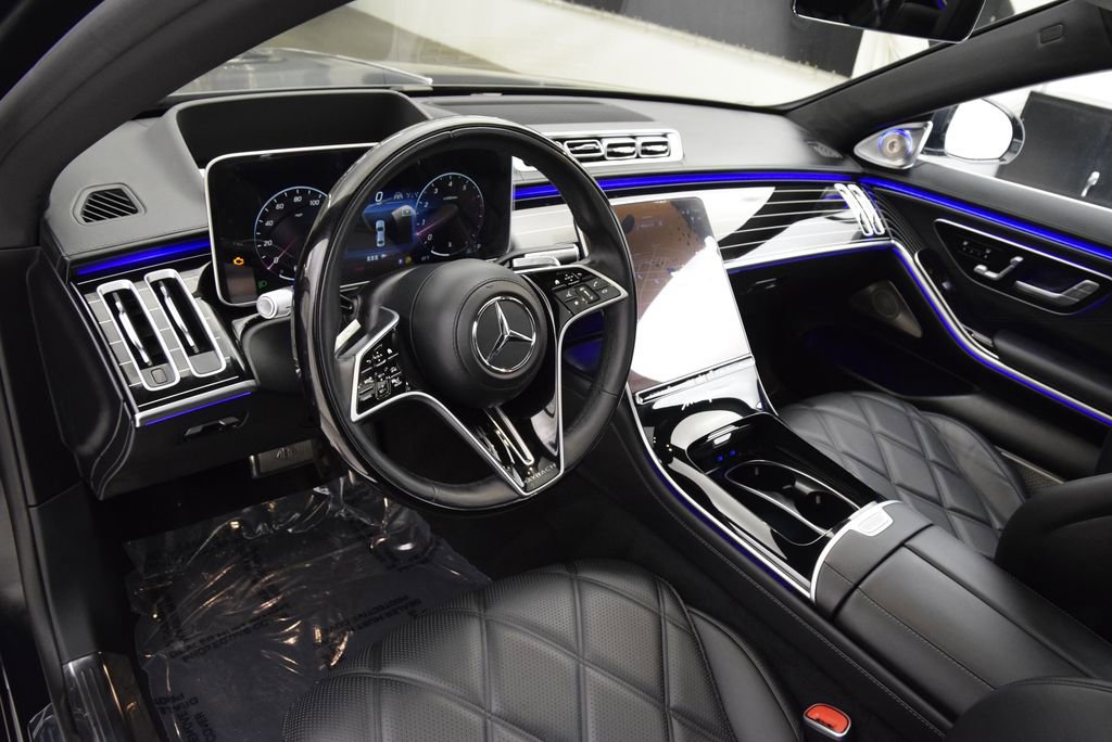 Certified 2024 Mercedes-Benz Maybach S 680 4MATIC image 25