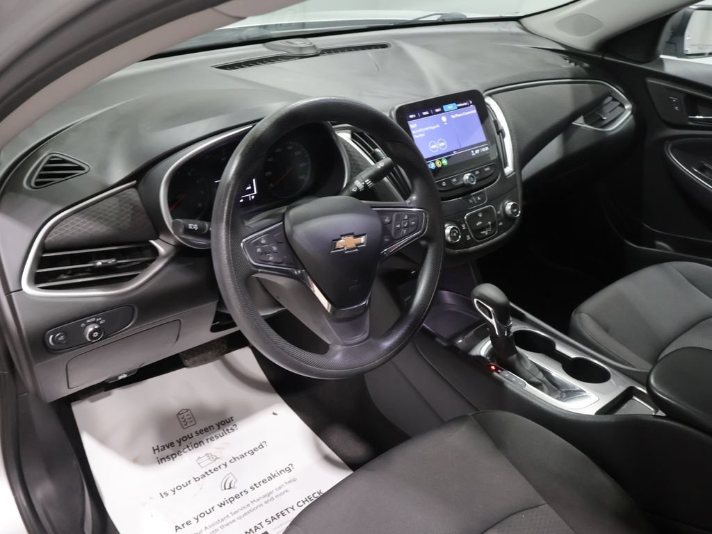 Used 2021 Chevrolet Malibu LS FWD image 14