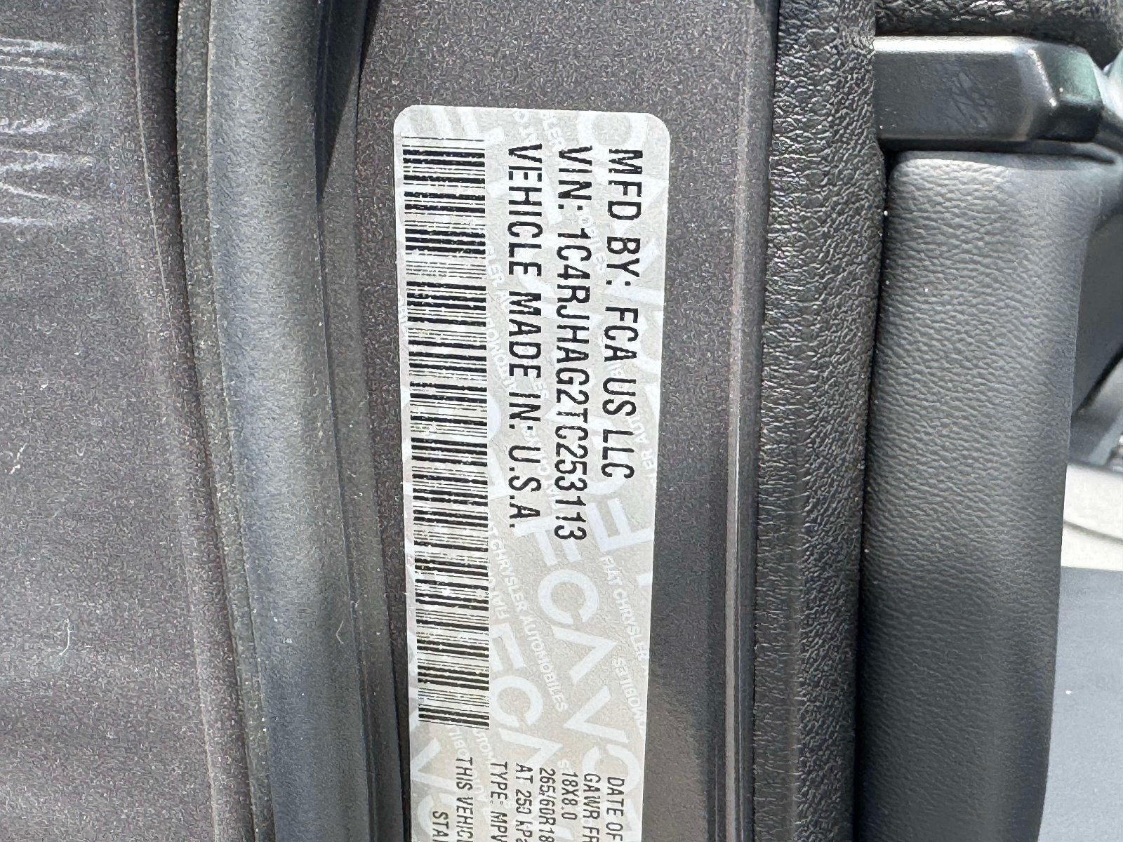 Used 2026 Jeep Grand Cherokee Laredo X AWD/4WD image 32