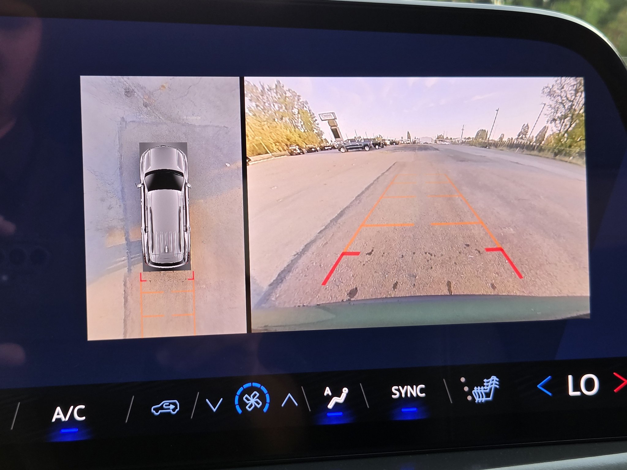 New 2027 Chevrolet Traverse LT w/ Enhanced Driving Package AWD/4WD image 20