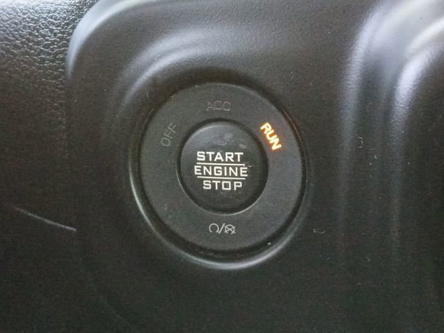 Used 2022 Jeep Gladiator Sport image 15