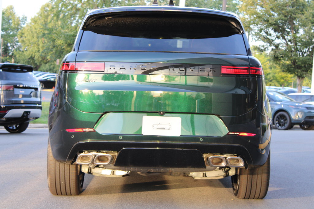 New 2026 Land Rover Range Rover Sport Dynamic SE AWD/4WD image 5