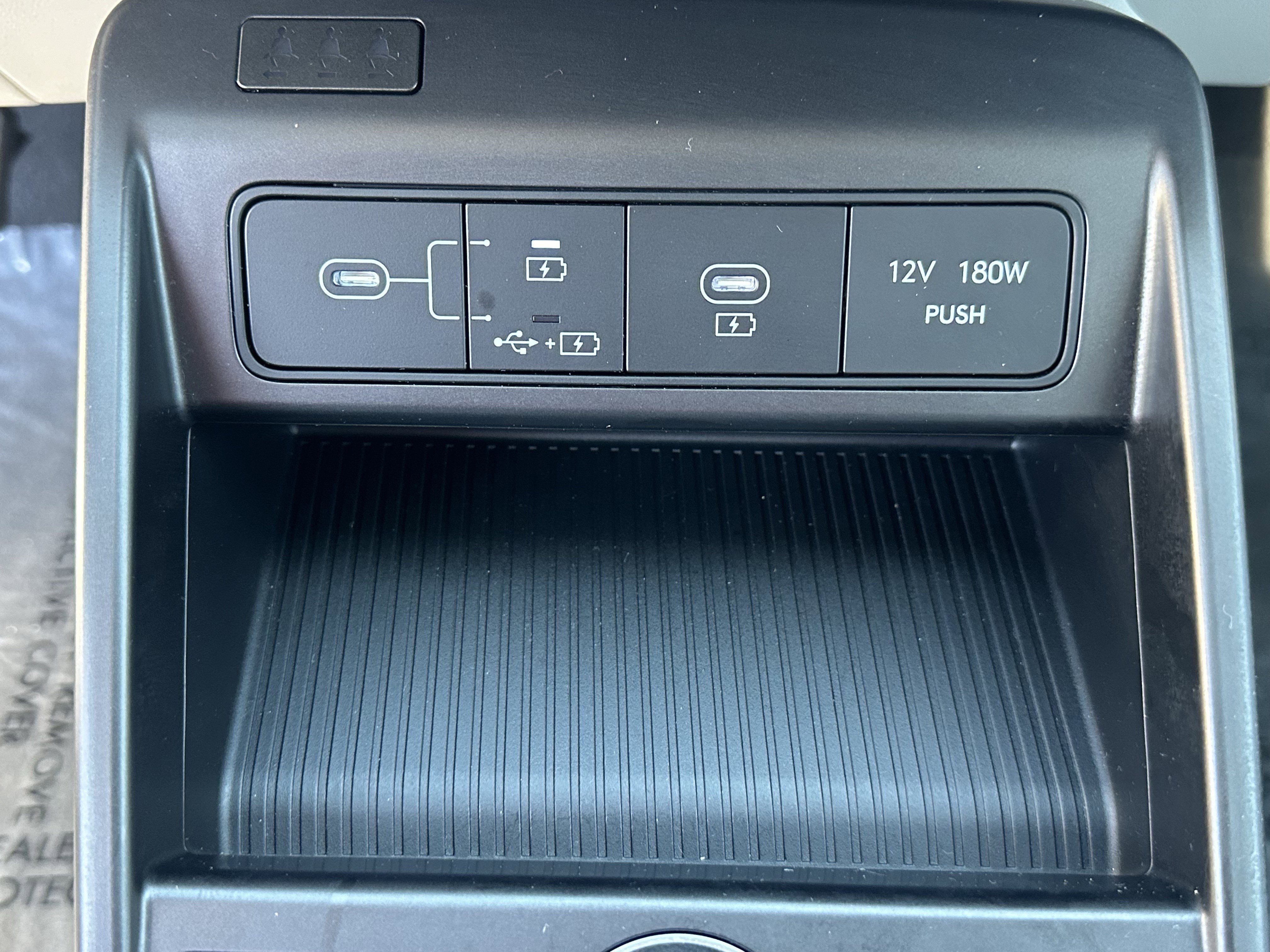 Used 2024 Hyundai Kona SEL FWD image 32