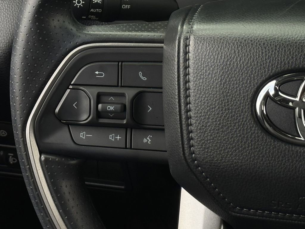 Used 2025 Toyota Tundra SR5 RWD image 14