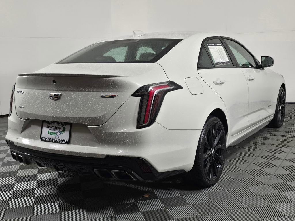 Used 2022 Cadillac CT4 V w/ LPO, ONYX Package image 7