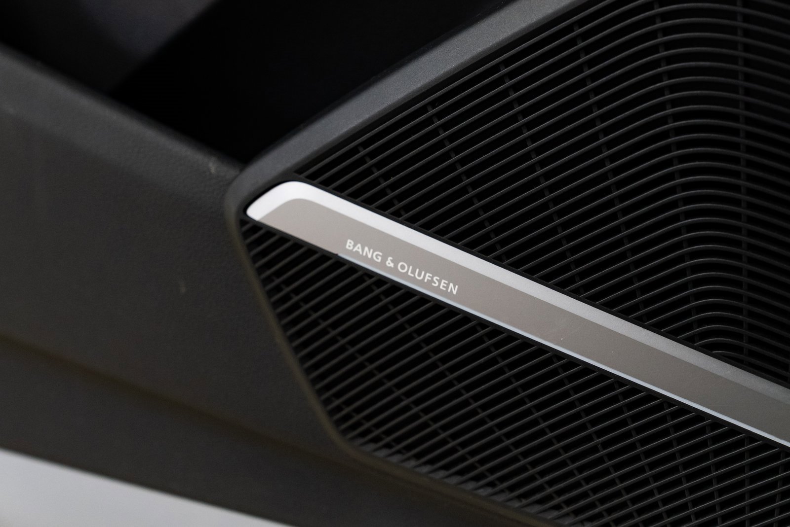 Used 2018 Audi Q5 2.0T Premium Plus w/ Premium Plus Package image 18