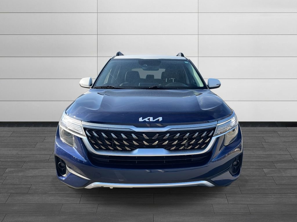 Used 2022 Kia Seltos Nightfall Edition image 8