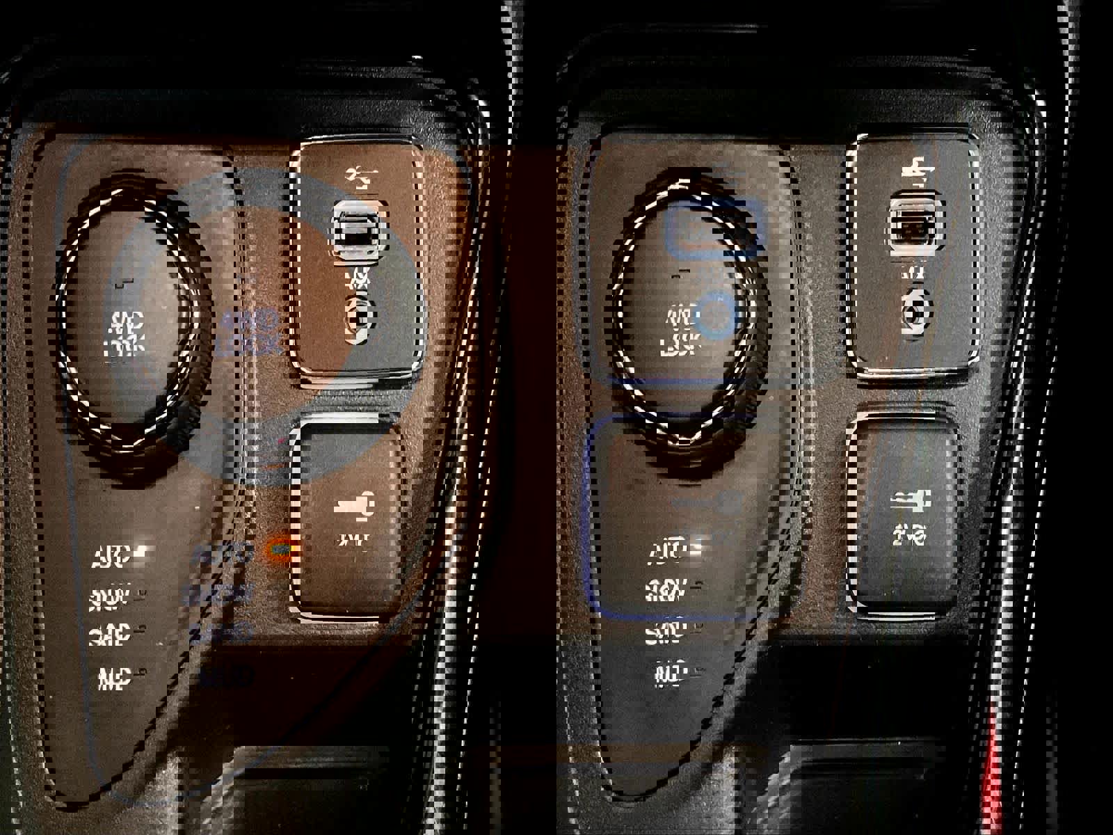 Used 2018 Jeep Compass Limited image 27