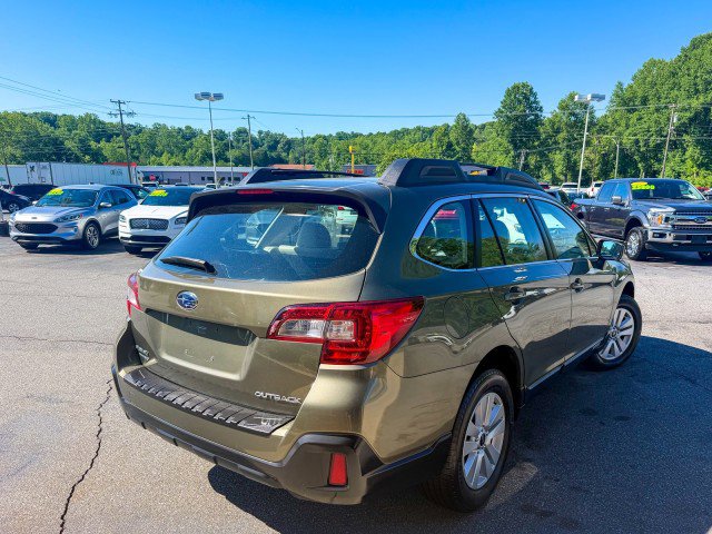 Used 2018 Subaru Outback 2.5i AWD/4WD image 4