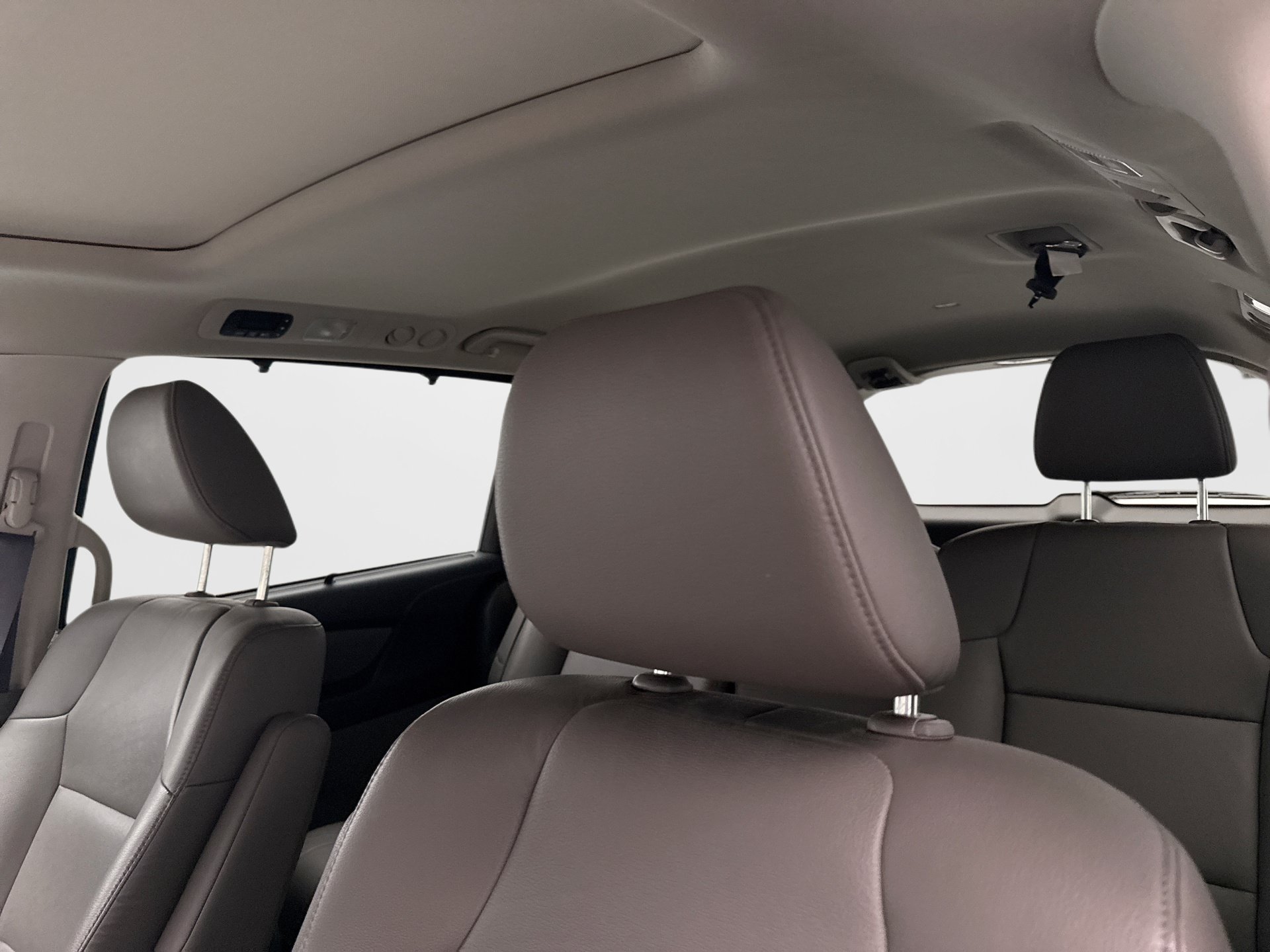 Used 2014 Honda Odyssey EX-L image 11