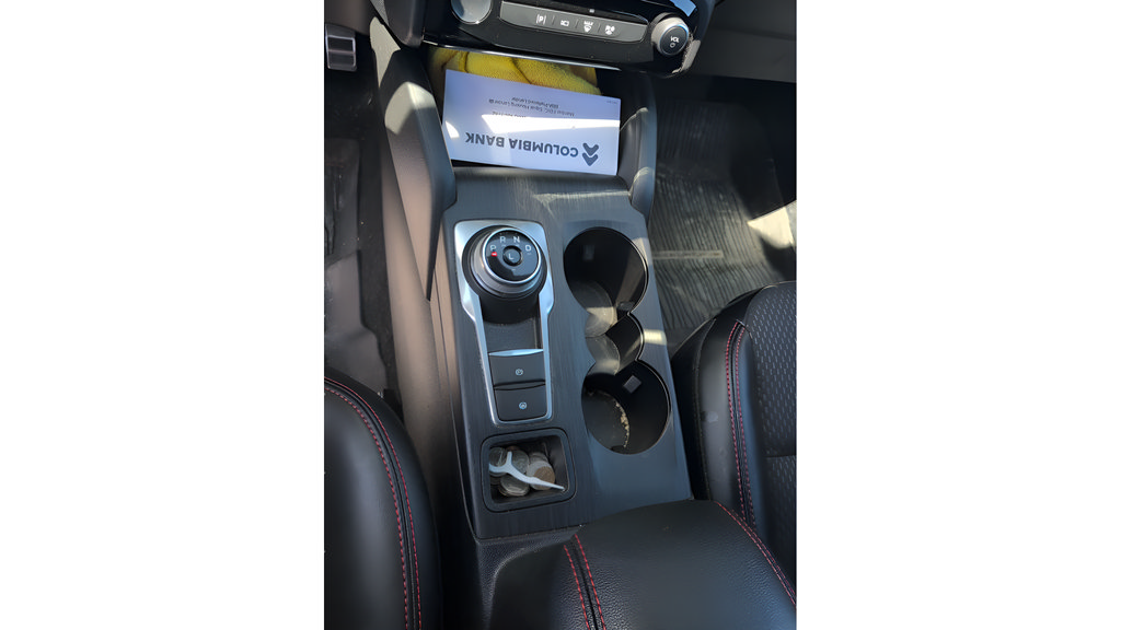 Used 2024 Ford Escape ST-Line Elite AWD/4WD image 10