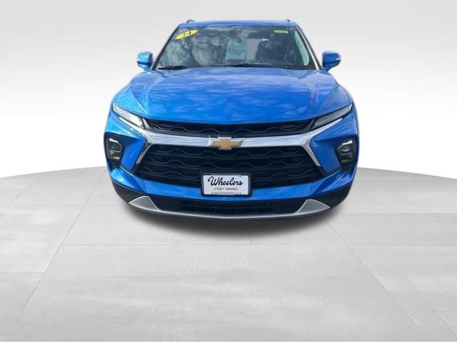 Used 2024 Chevrolet Blazer LT AWD/4WD image 2