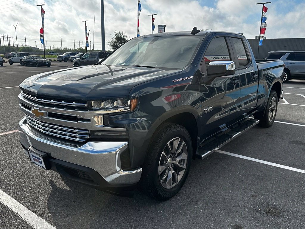 Used 2020 Chevrolet Silverado 1500 LT w/ Texas Edition RWD image 8