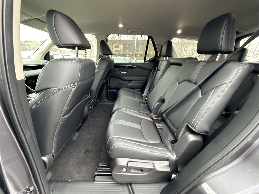 New 2025 Honda Pilot EX-L image 23
