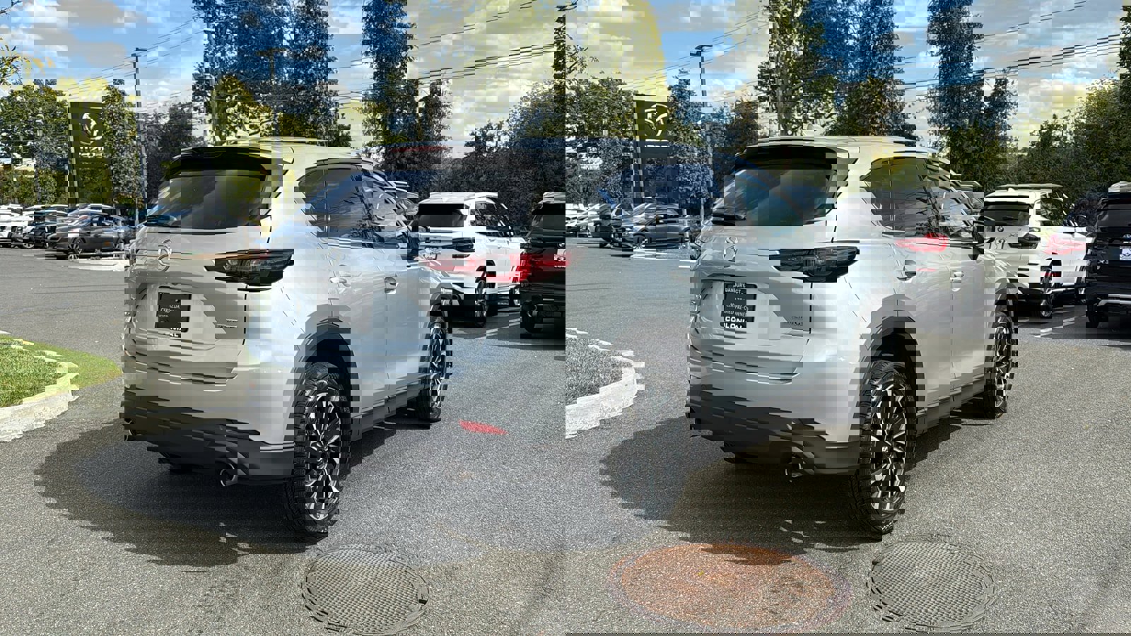 Certified 2022 MAZDA CX-5 AWD 2.5 S w/ Premium Plus Pkg image 3