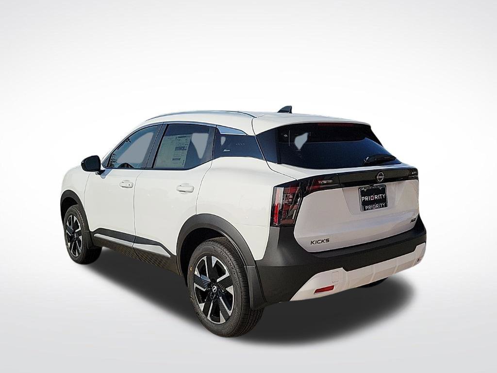 New 2027 Nissan Kicks SV AWD/4WD image 3