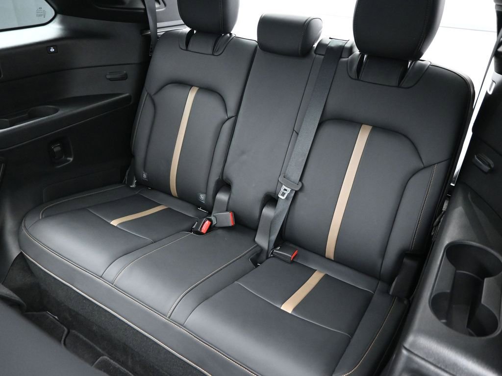 Used 2024 MAZDA CX-90 Plug-In Hybrid w/ Premium Plus image 20