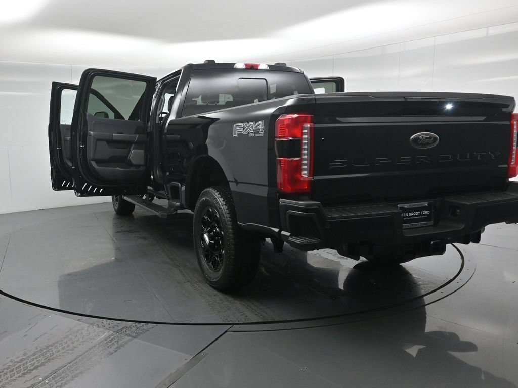 New 2026 Ford F250 Lariat w/ Black Appearance Package AWD/4WD image 33