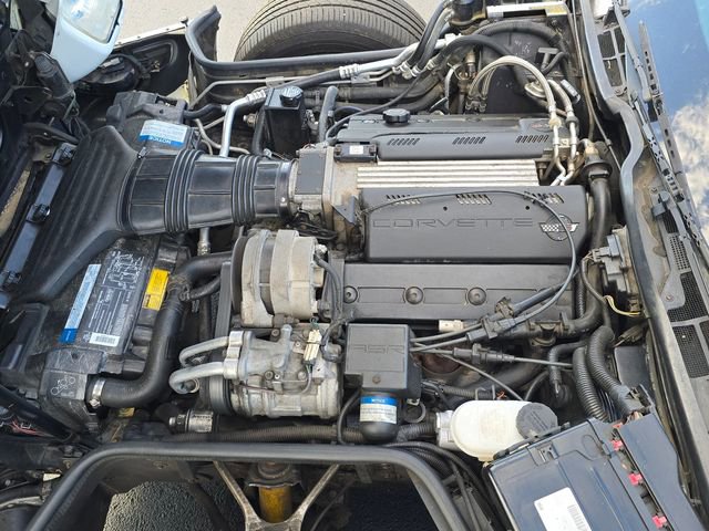 Used 1993 Chevrolet Corvette Coupe RWD image 14