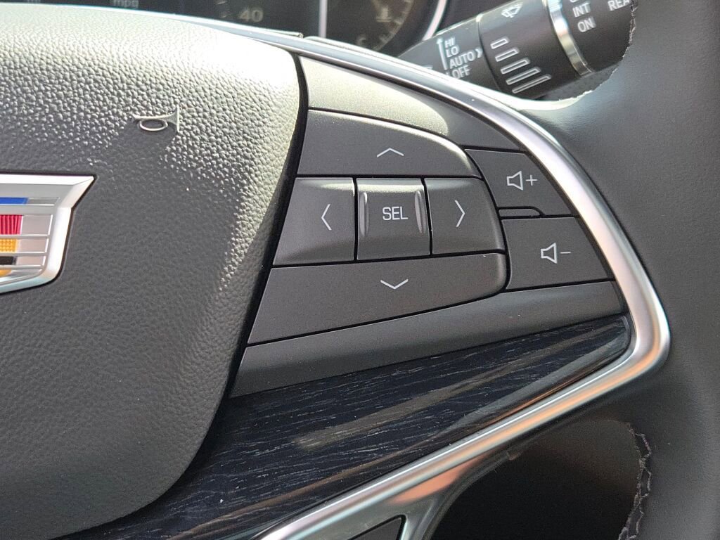 New 2025 Cadillac XT5 Premium Luxury w/ LPO, Floor Liner Package FWD image 36