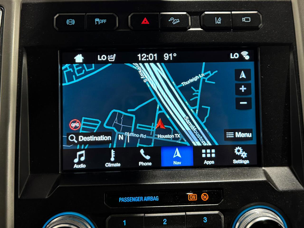 Used 2017 Ford F350 King Ranch w/ King Ranch Ultimate Package AWD/4WD image 16