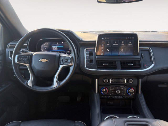 Used 2023 Chevrolet Suburban Premier AWD/4WD image 12
