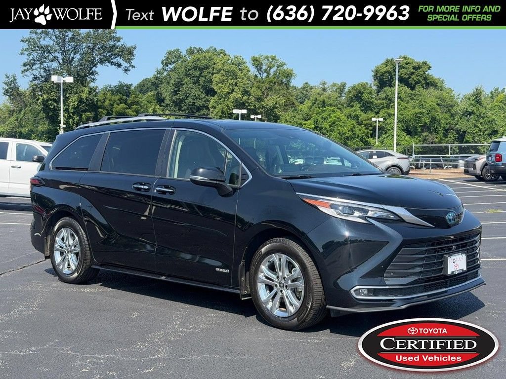 Certified 2021 Toyota Sienna Platinum
