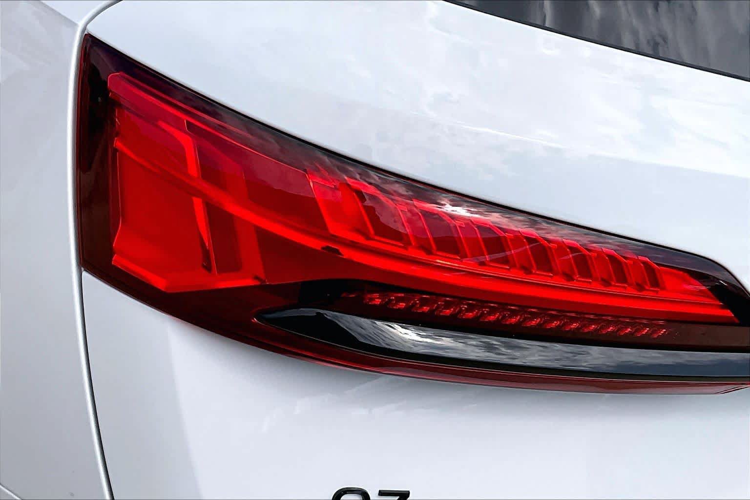 New 2026 Audi Q7 2.0T Premium AWD/4WD image 14