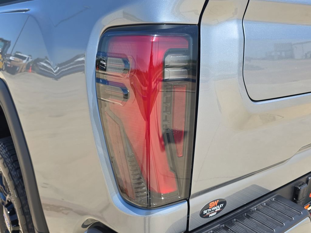 New 2026 GMC Sierra 2500 AT4 w/ AT4 Premium Plus Package AWD/4WD image 35