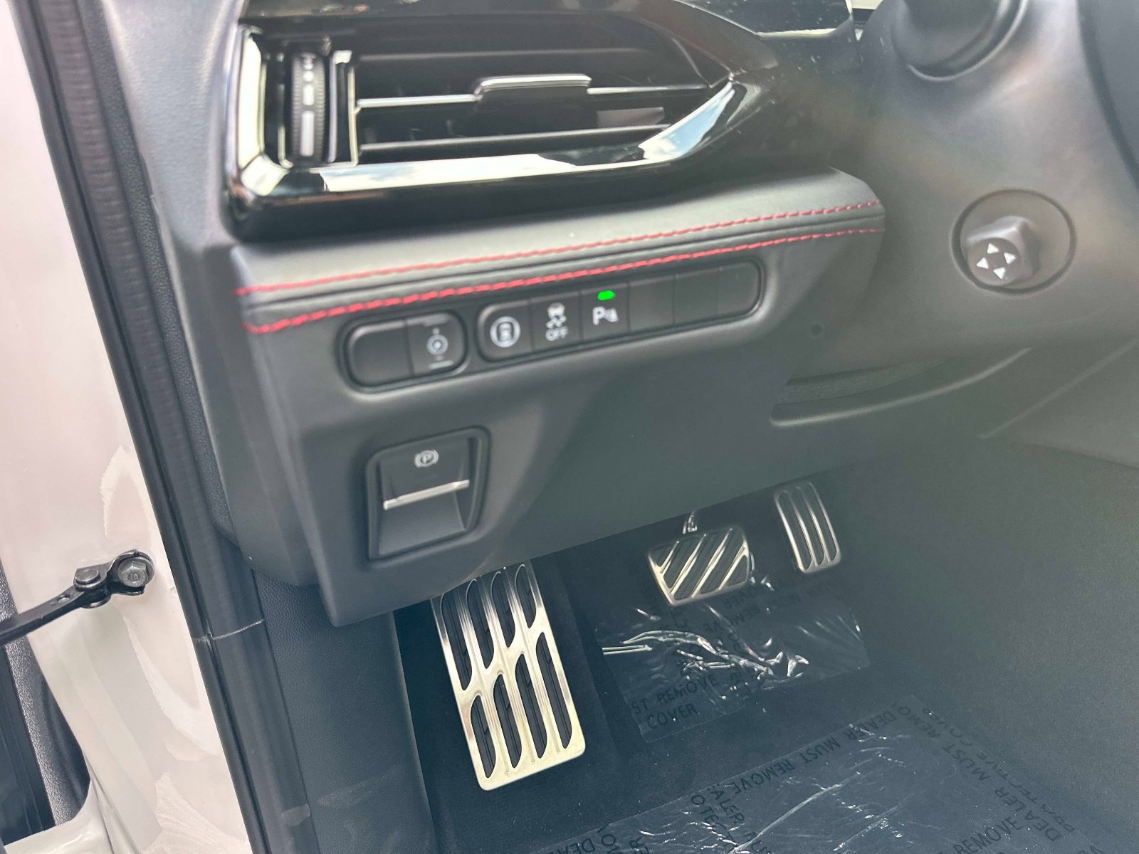 Used 2026 Acura MDX A-Spec image 18