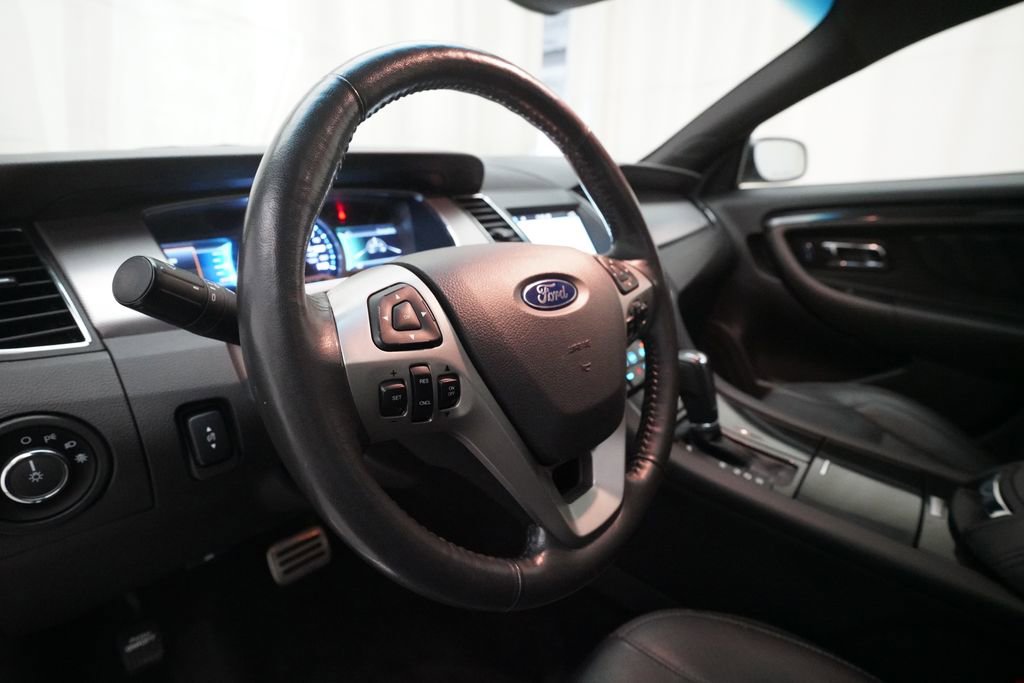 Used 2017 Ford Taurus SHO AWD/4WD image 8