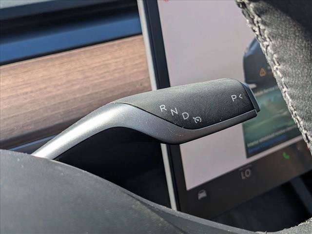 Used 2024 Tesla Model Y Long Range AWD/4WD image 12