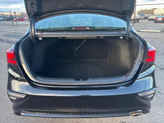 Used 2021 Kia Forte LXS image 12