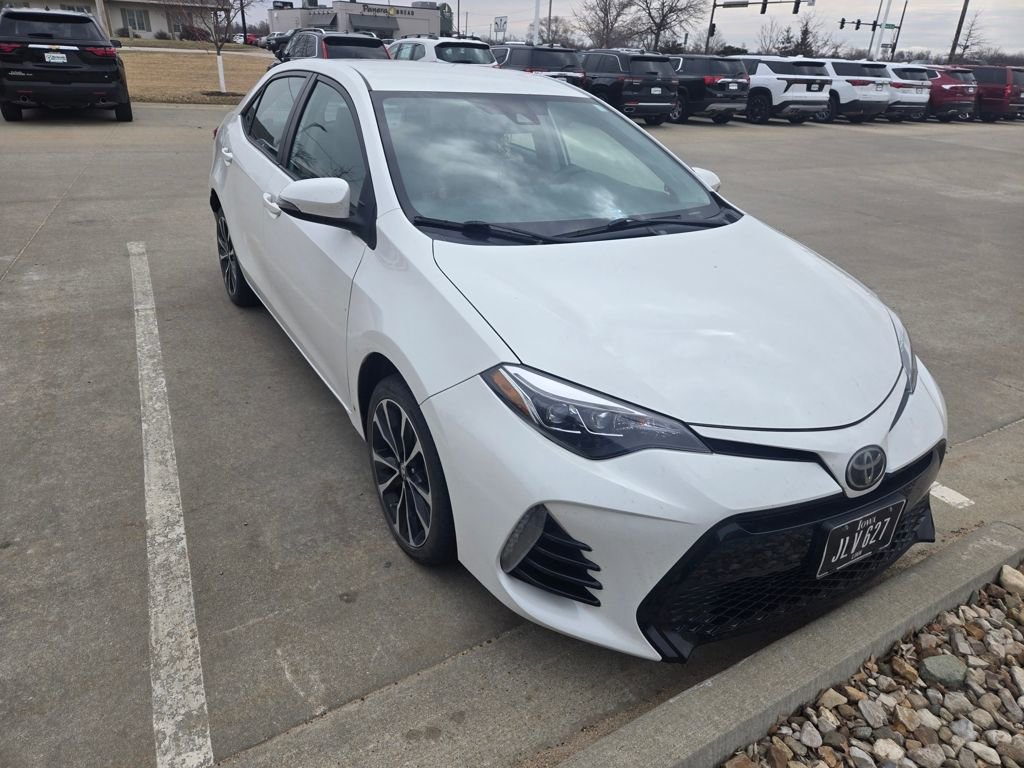 Used 2017 Toyota Corolla SE w/ Carpet Mat Package (TMS) image 2