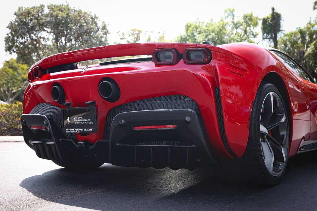 Used 2021 Ferrari SF90 Stradale AWD/4WD image 15