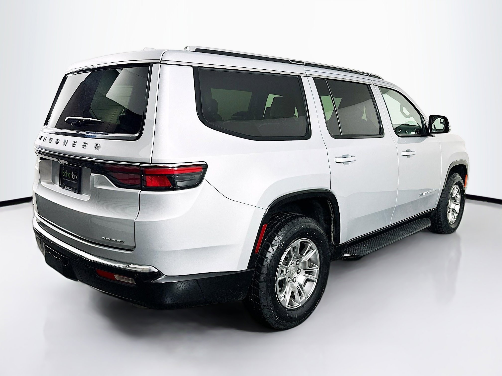 Used 2022 Jeep Wagoneer Series I w/ Rear Seat Video Group 1 image 10