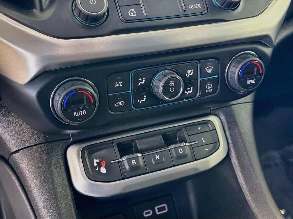 Used 2020 GMC Acadia SLE FWD image 16