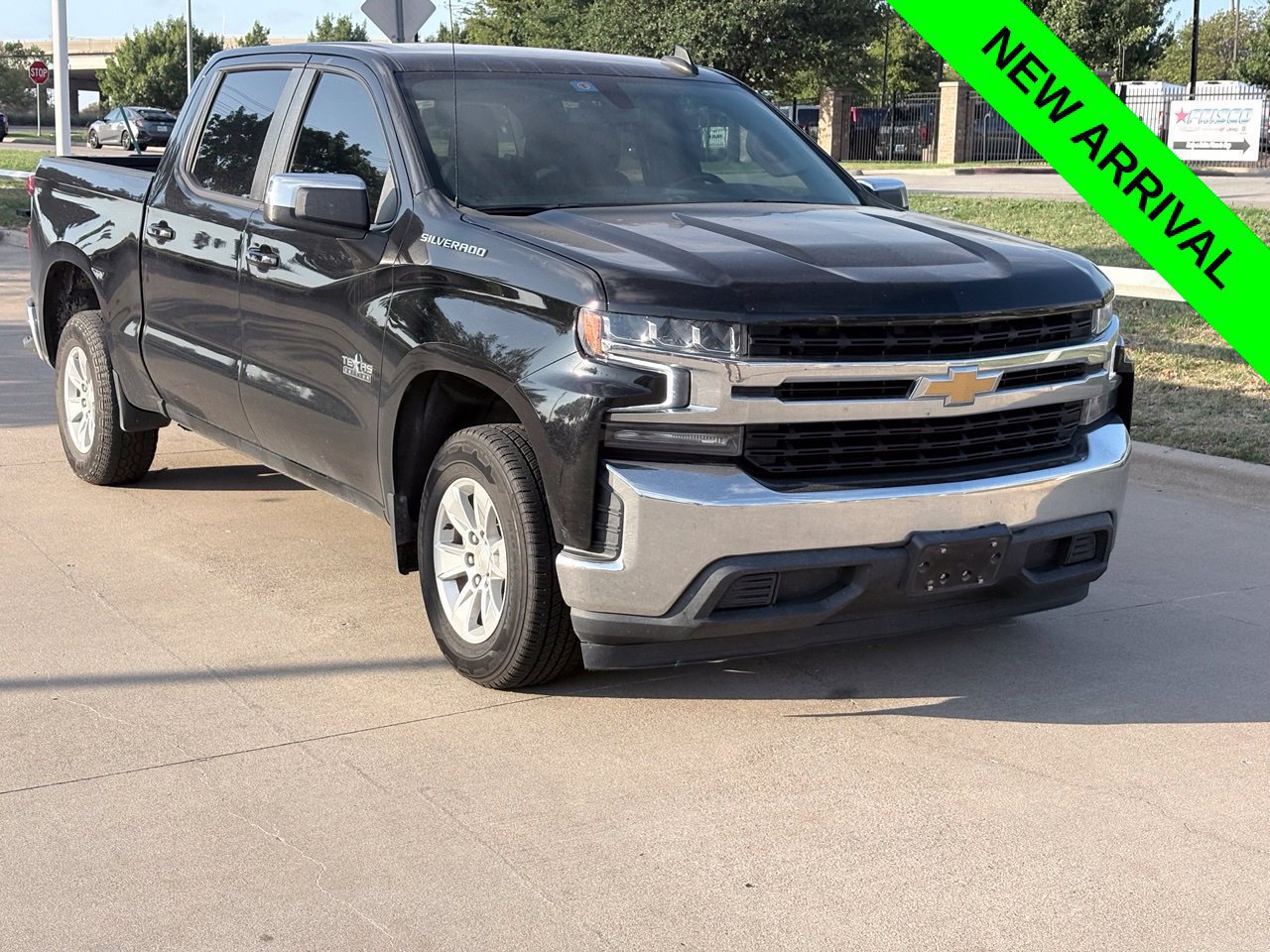 Used 2021 Chevrolet Silverado 1500 LT w/ Convenience Package II RWD image 1