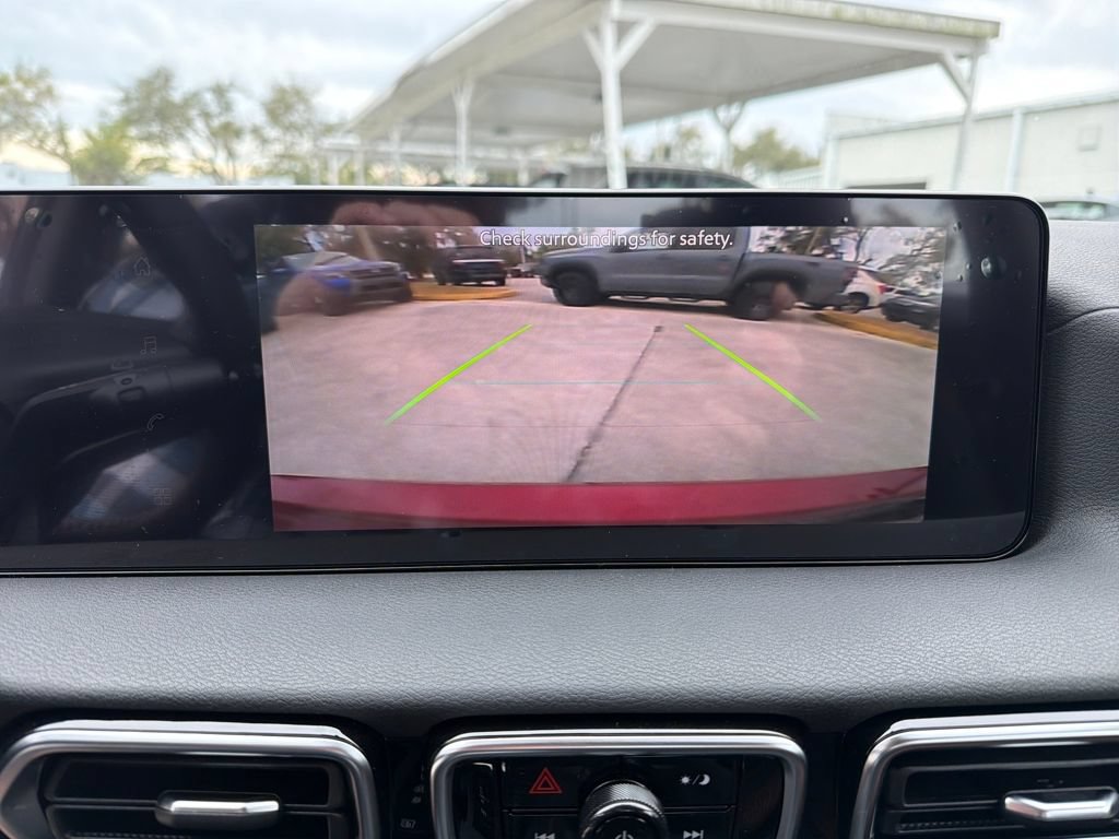 New 2026 Nissan Sentra SR w/ Floor Mat Package FWD image 25