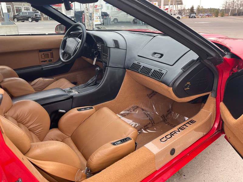 Used 1990 Chevrolet Corvette Convertible RWD image 43