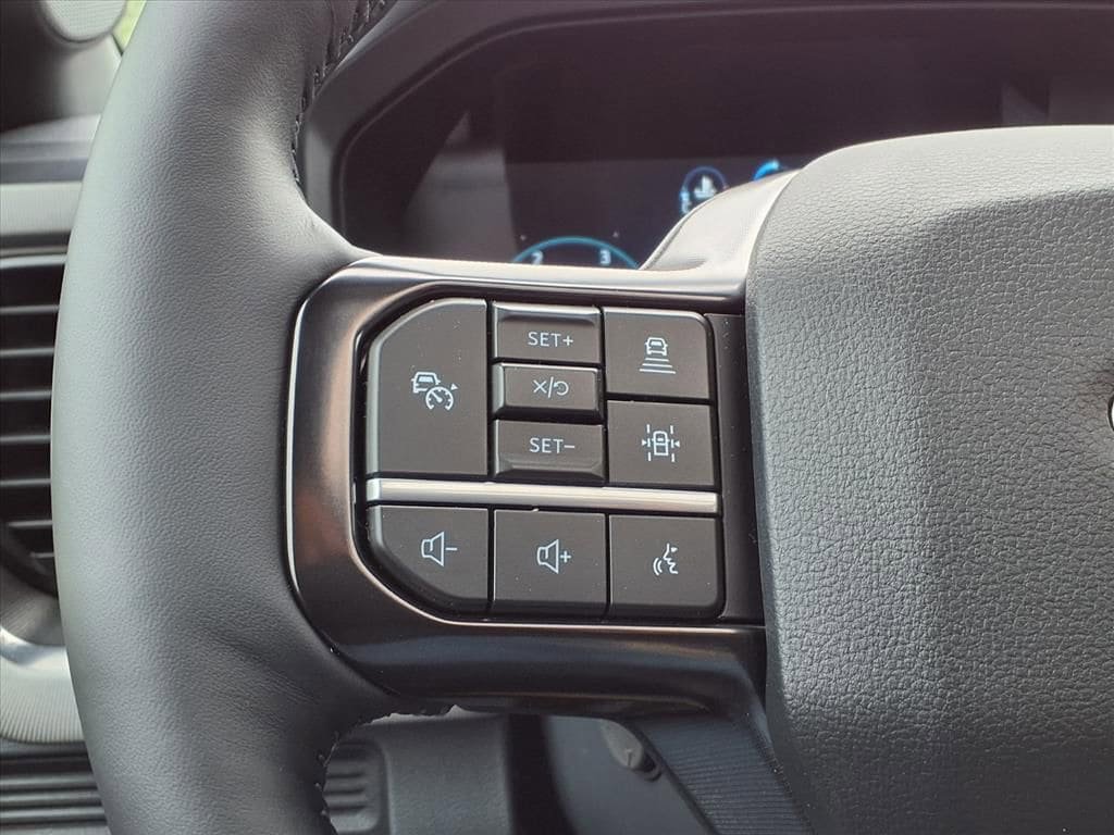New 2026 Ford F250 Platinum AWD/4WD image 17
