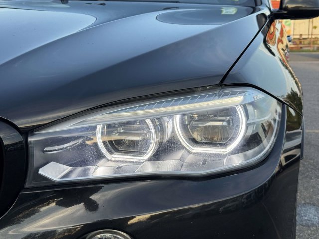 Used 2019 BMW X6 xDrive50i w/ M Sport Package AWD/4WD image 14