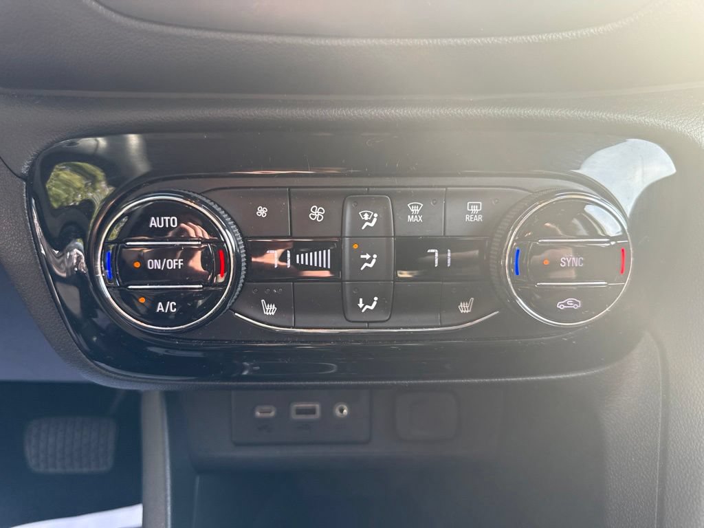 Used 2023 Buick Encore GX Select FWD image 29
