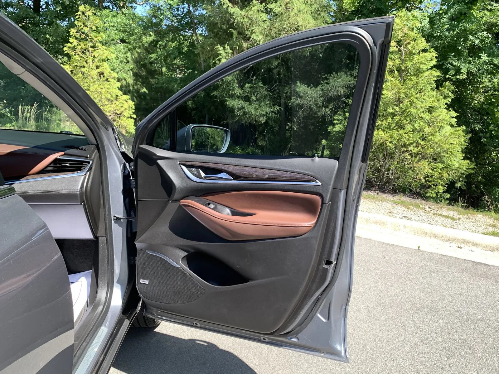 Used 2019 Buick Enclave Avenir w/ Avenir Technology Package FWD image 30