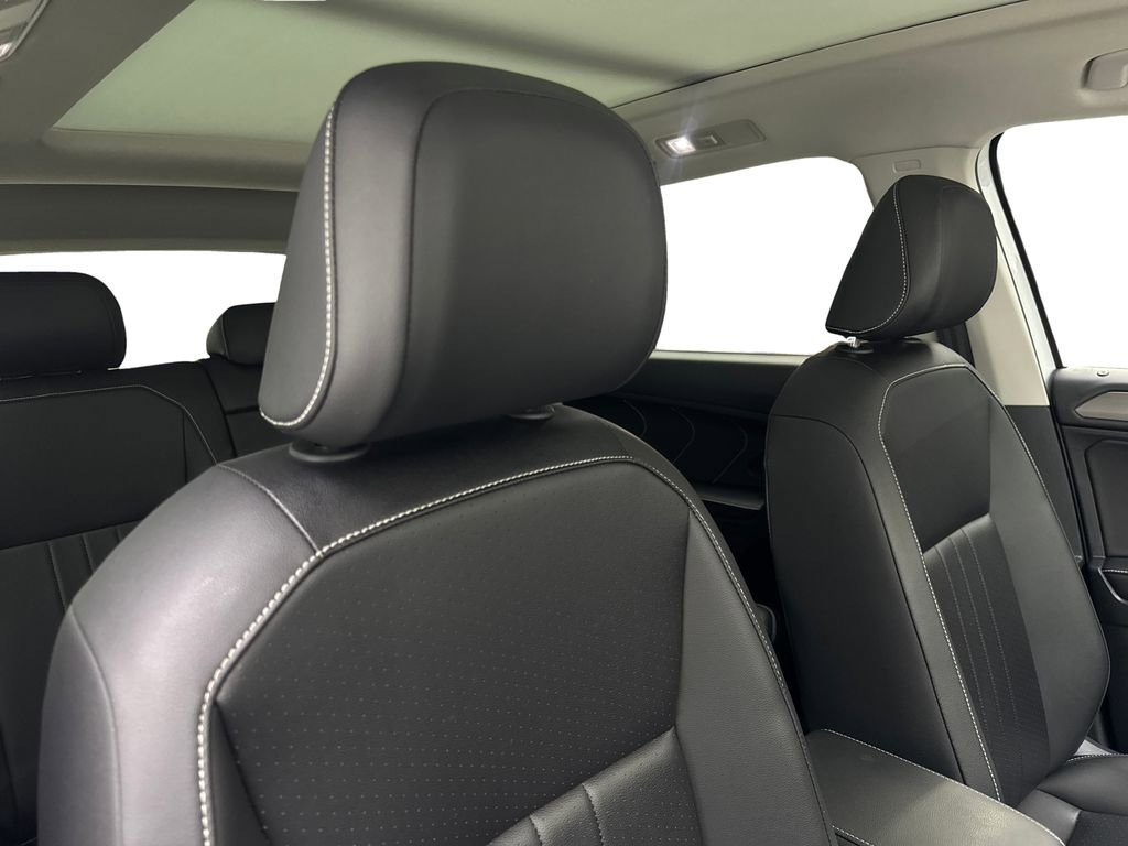 Used 2024 Volkswagen Tiguan SE FWD image 49