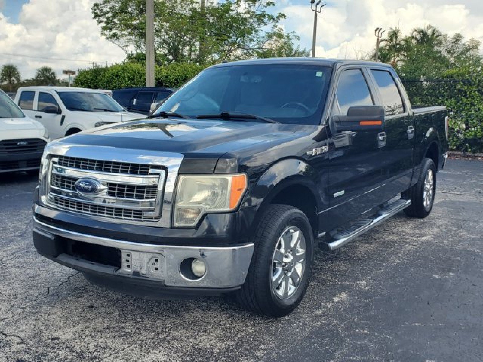 Used 2013 Ford F150 XLT w/ Luxury Equipment Group RWD image 3